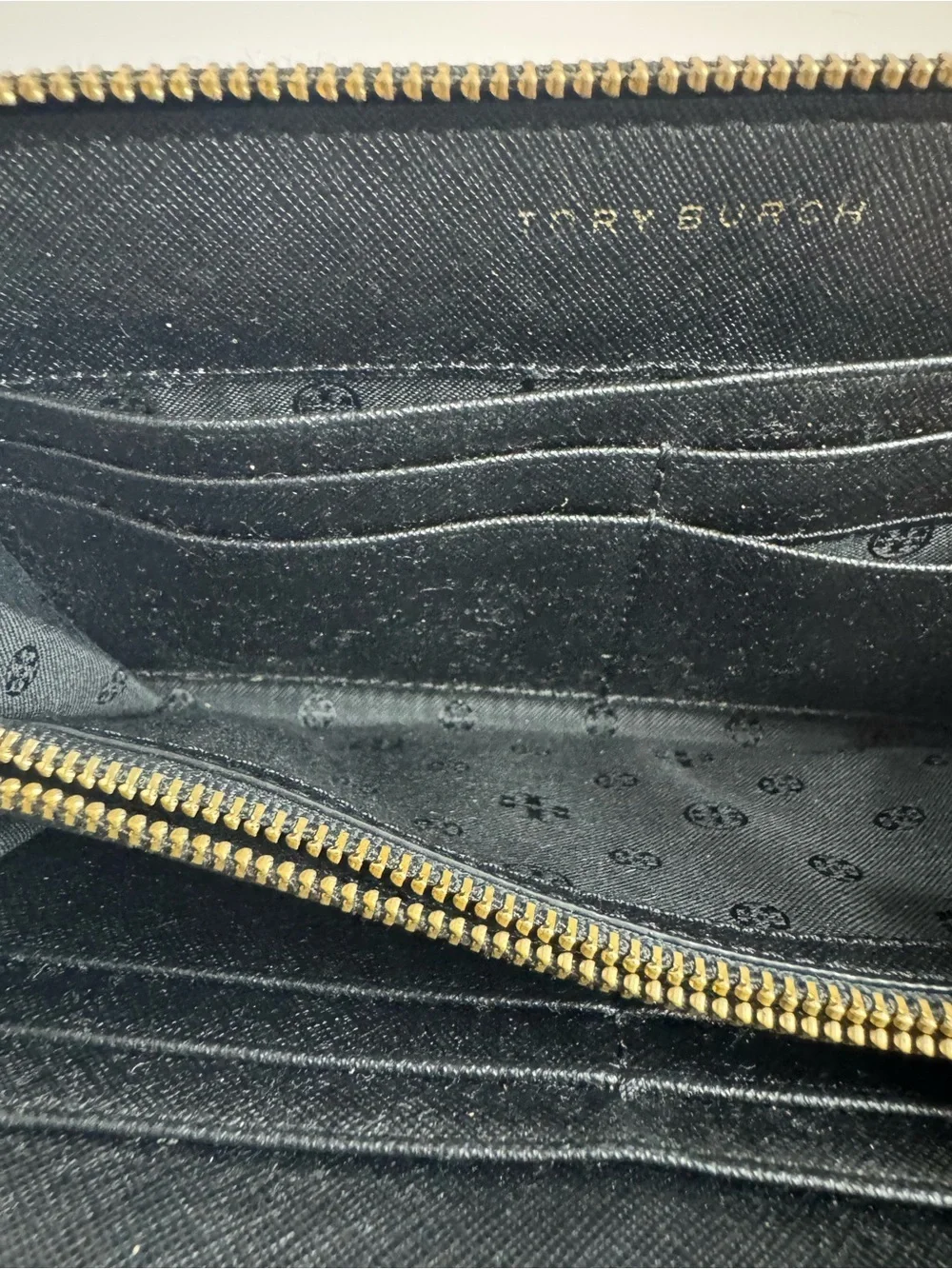 #303 Tory Burch Emerson Zip Around Long Wallet Black Saffiano Leather